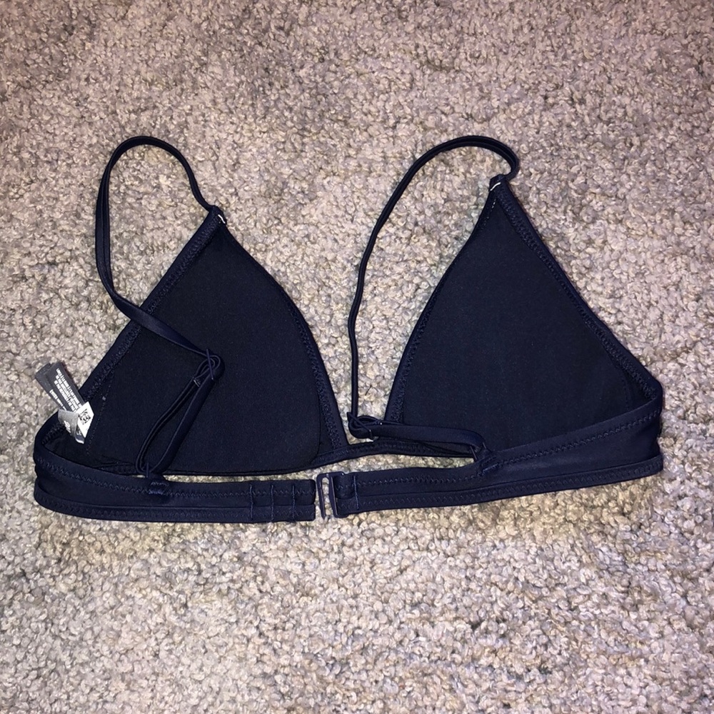 Aerie Triangle bikini top - Picture 2 of 3